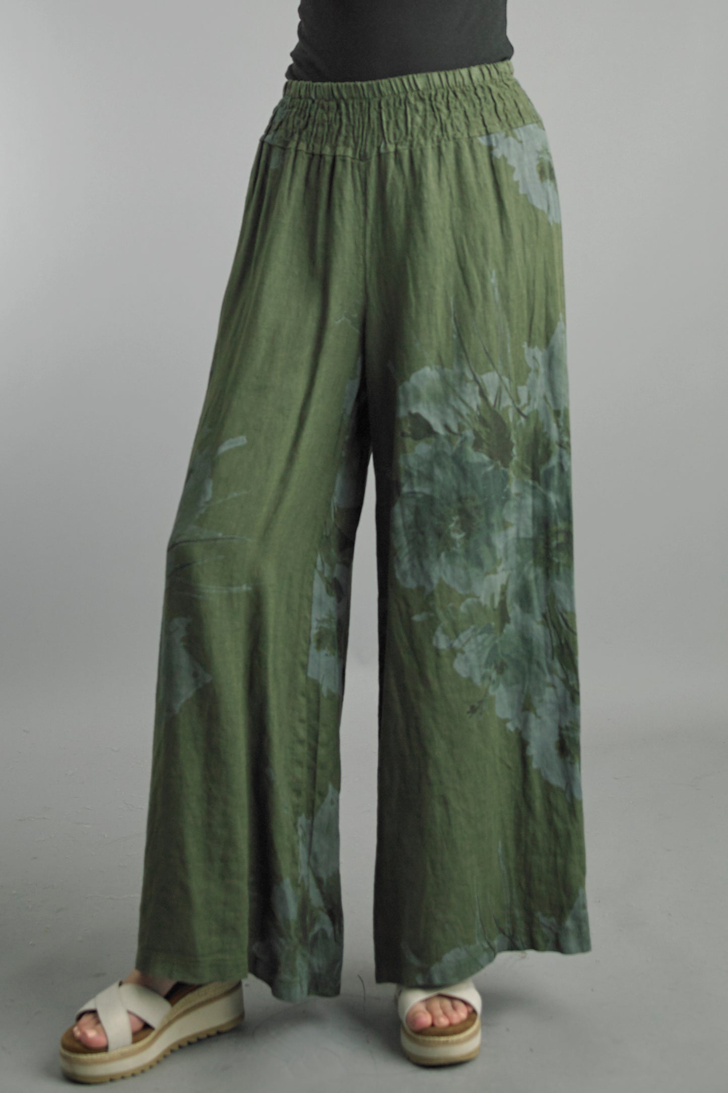 Tempo Paris Smocked Print Pants