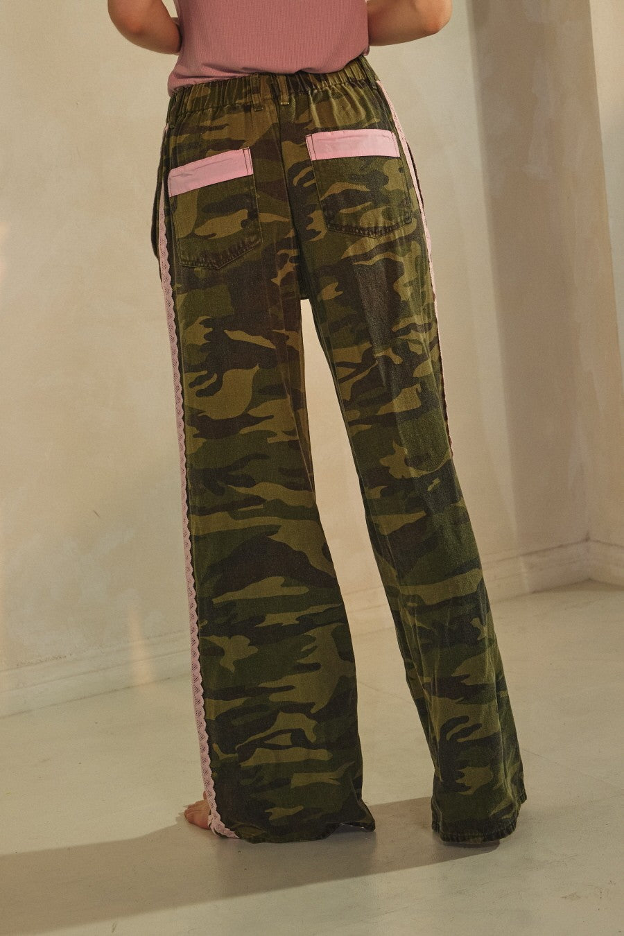 Oddi Washed Camo Printed Pants W/Colored Lace Trim