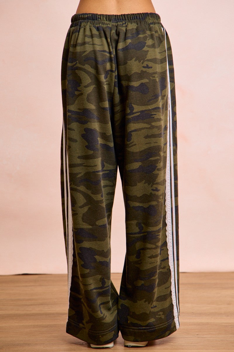 Bibi Camo Printed French Terry Lace Contrast Sweatpants
