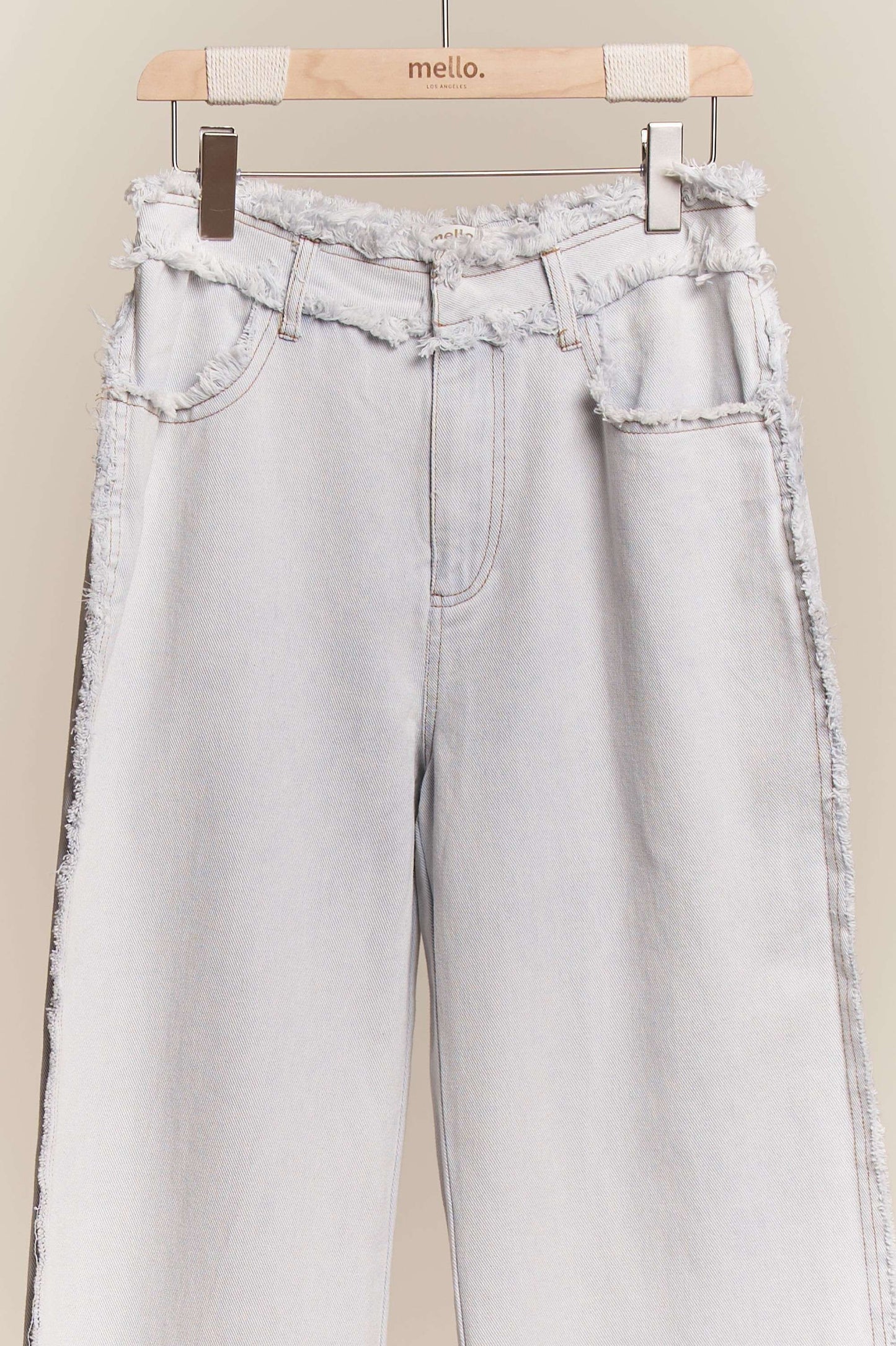Mello Raw hem Wide Leg Bleached Jeans