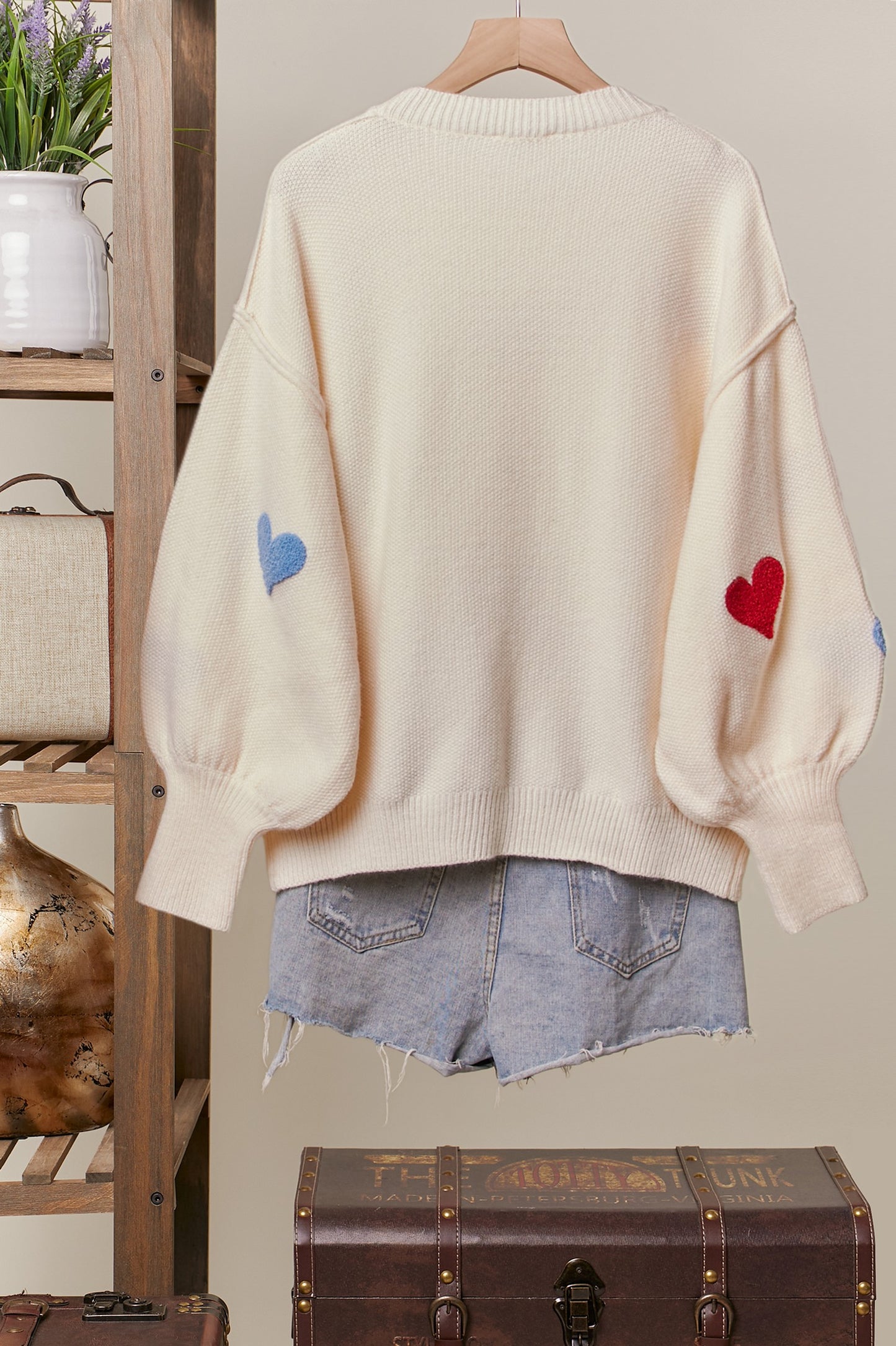 Mello Heart Shaped Patterns Front Sweater