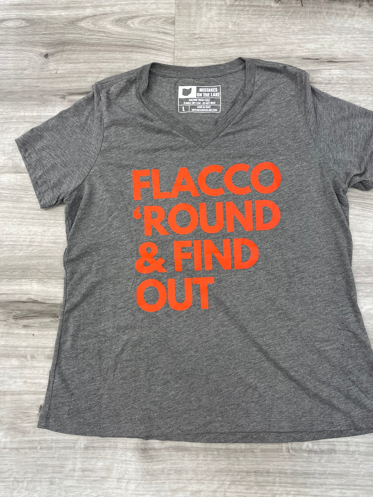 Women's Flacco V-Neck Gray Tee