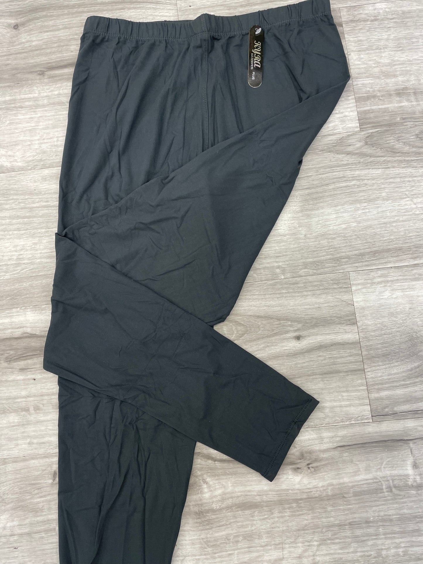 Eevee Plus O/S Leggings