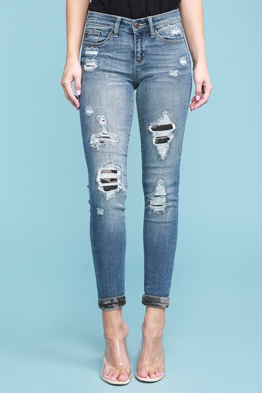 Judy Blue Camo Patch Skinny Jeans