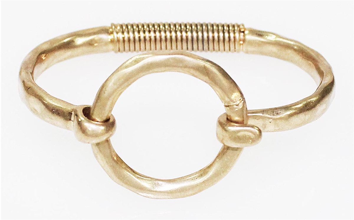 What's Hot Circle Hinge Bracelet