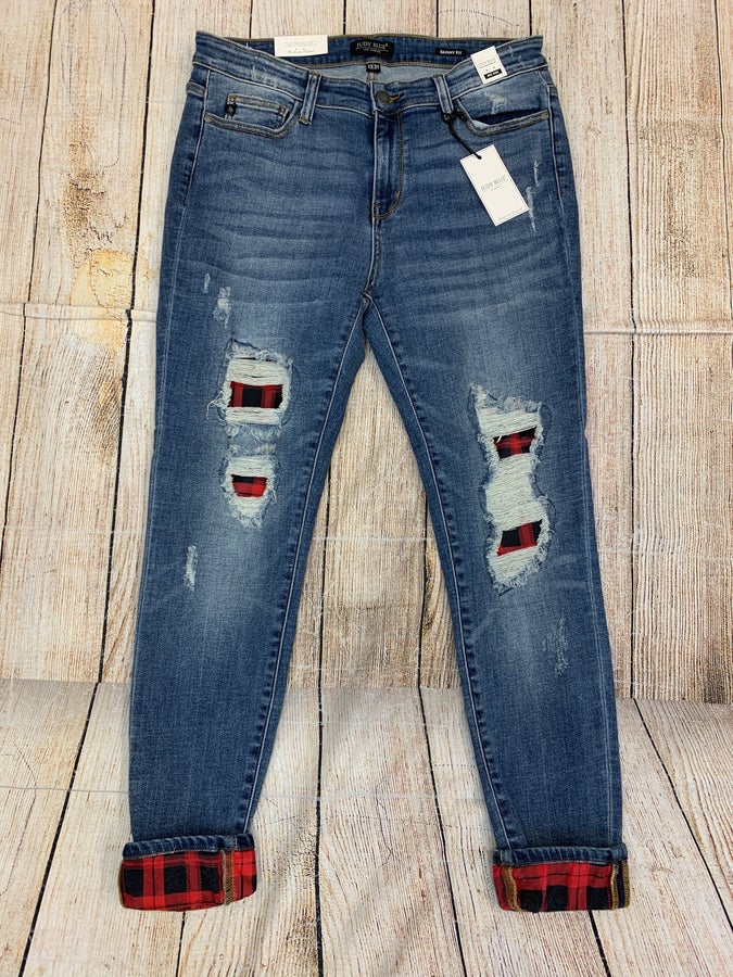 Judy Blue Red Buffalo Plaid Patch Distressed Skinny Jeansskinny jeand with buffalo plaid distressing