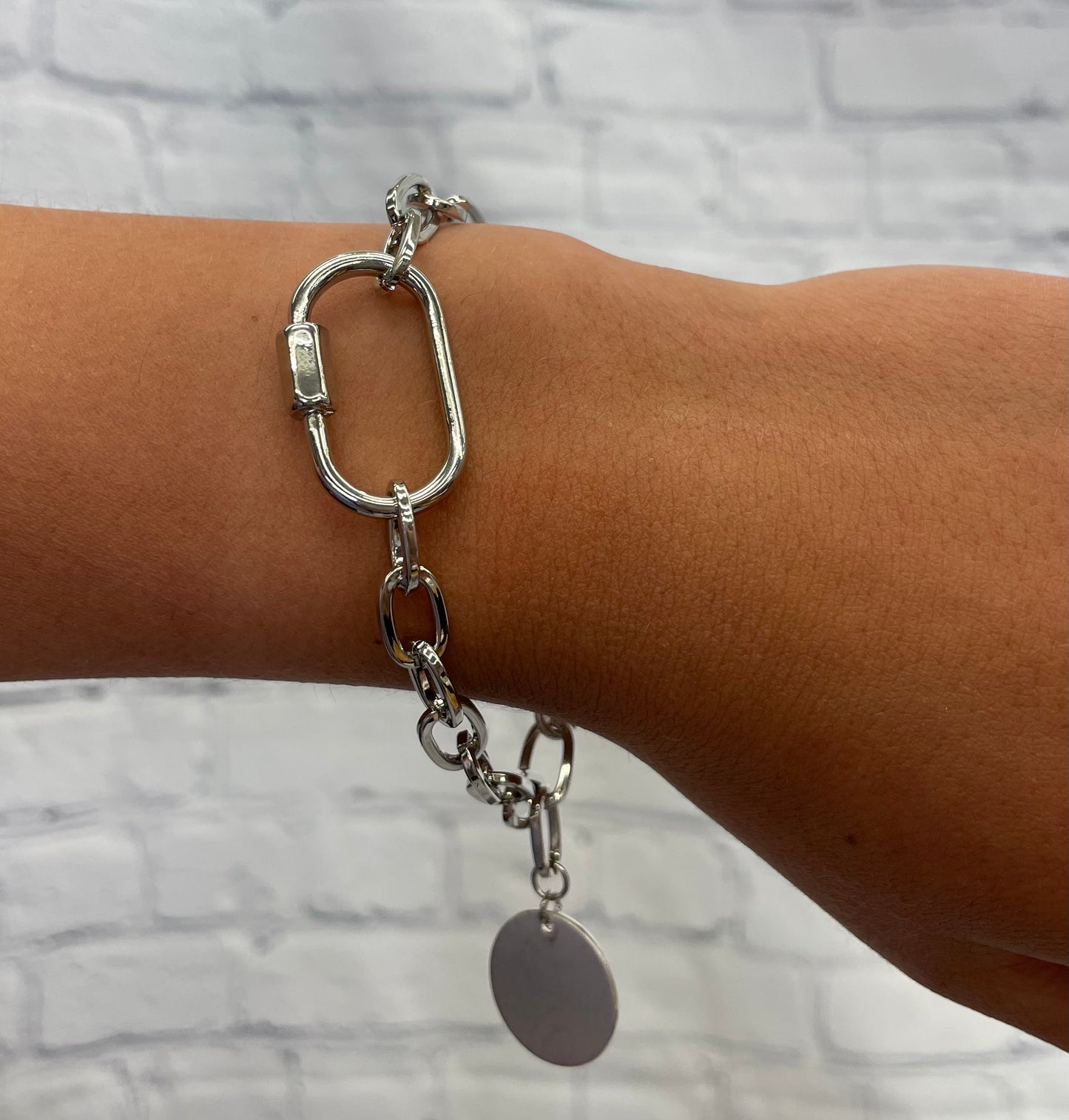 V.LU Style Carabiner Chain Link Bracelet