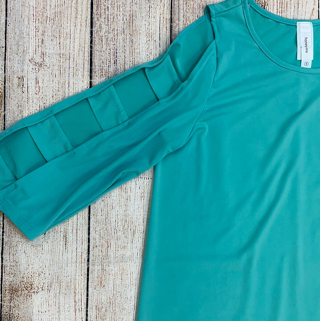 Honeyme Mint Cold Shoulder Top
