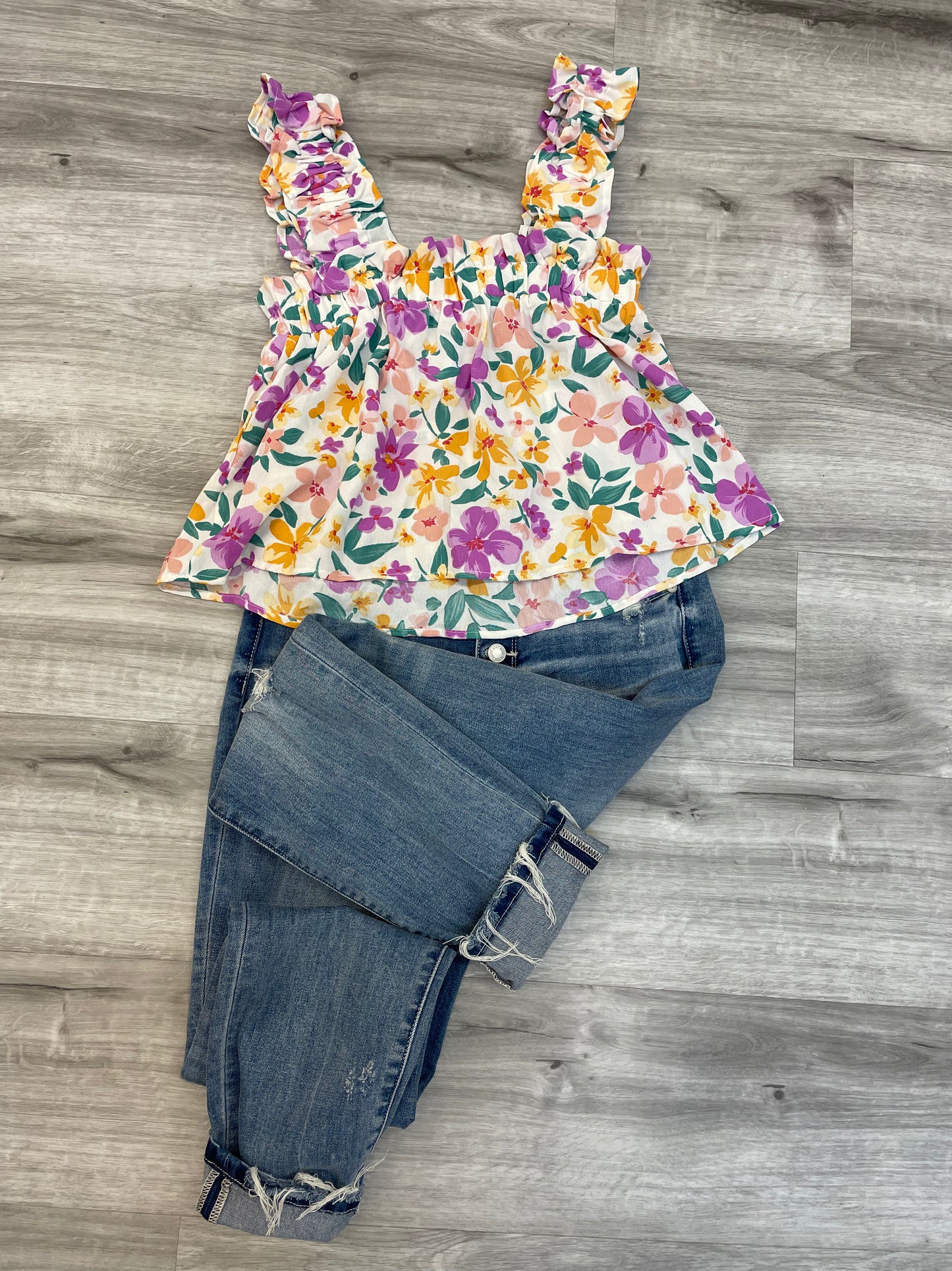 Mine Elastic Straps Floral Crop Top