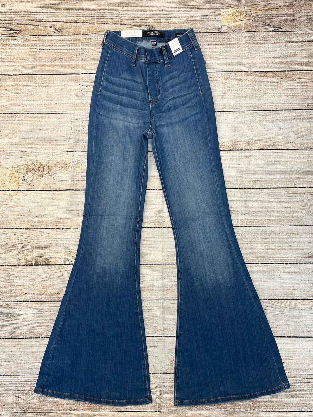 Devin - Judy Blue Hi-Waist Super Flare Pull On Jeans