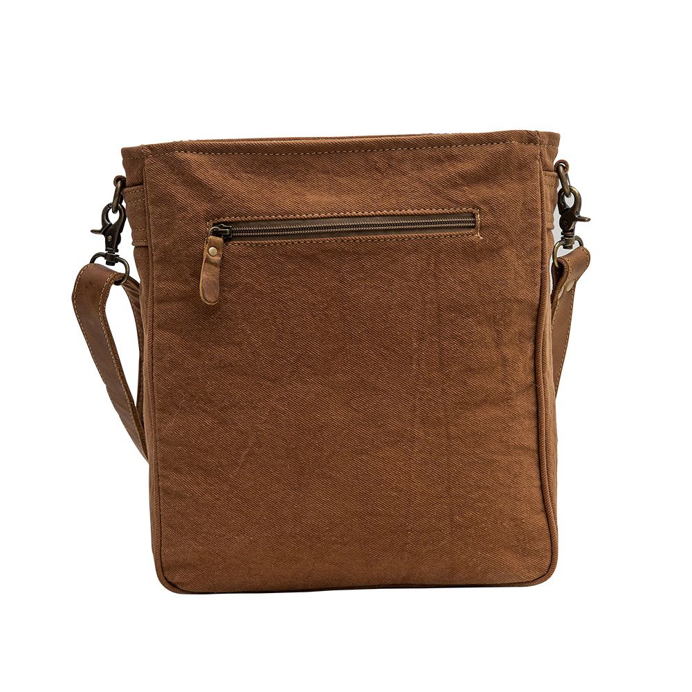 Myra Clodsire Shoulder Bag