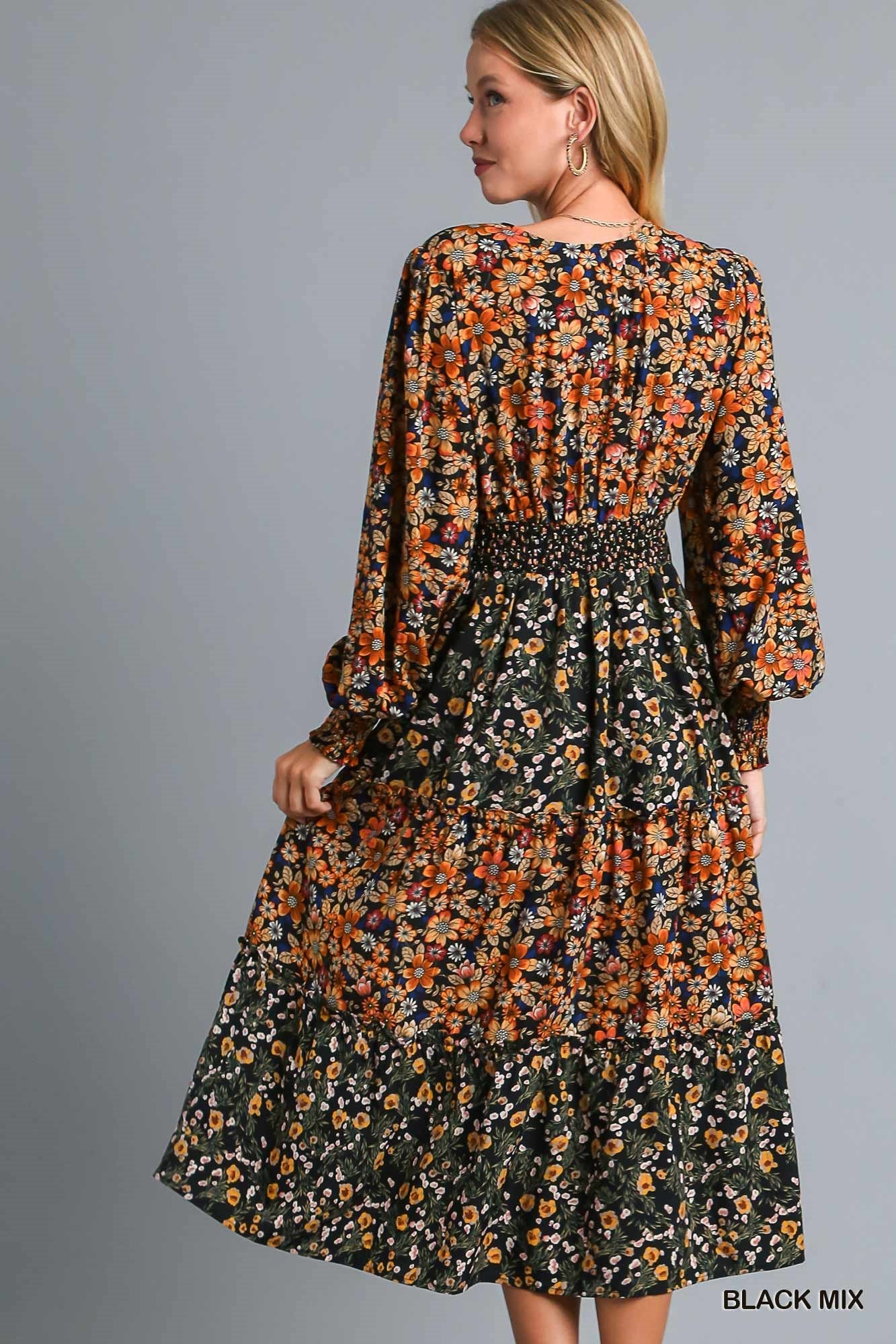 Umgee V Neck Floral Print Midi Dress 1X / Black Mix Umgee V Neck Floral Print Midi Dress 1X / Black Mix