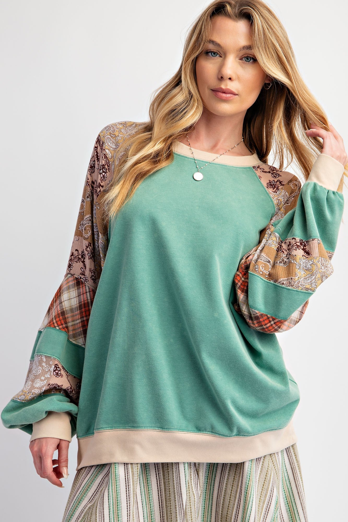 Easel Print Mix Mineral Washed Top