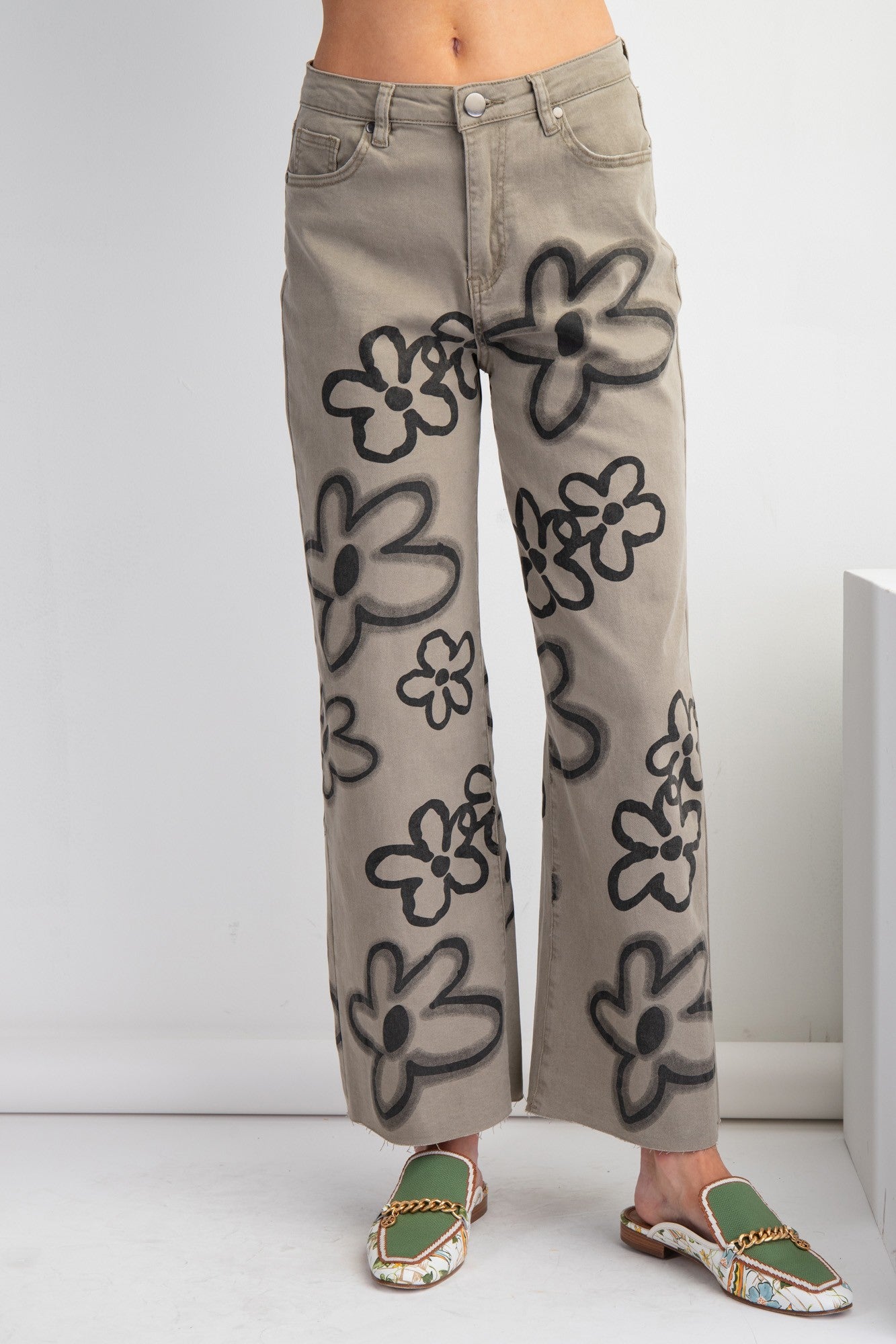 Easel Flower Print Washed Twill Wide Pants