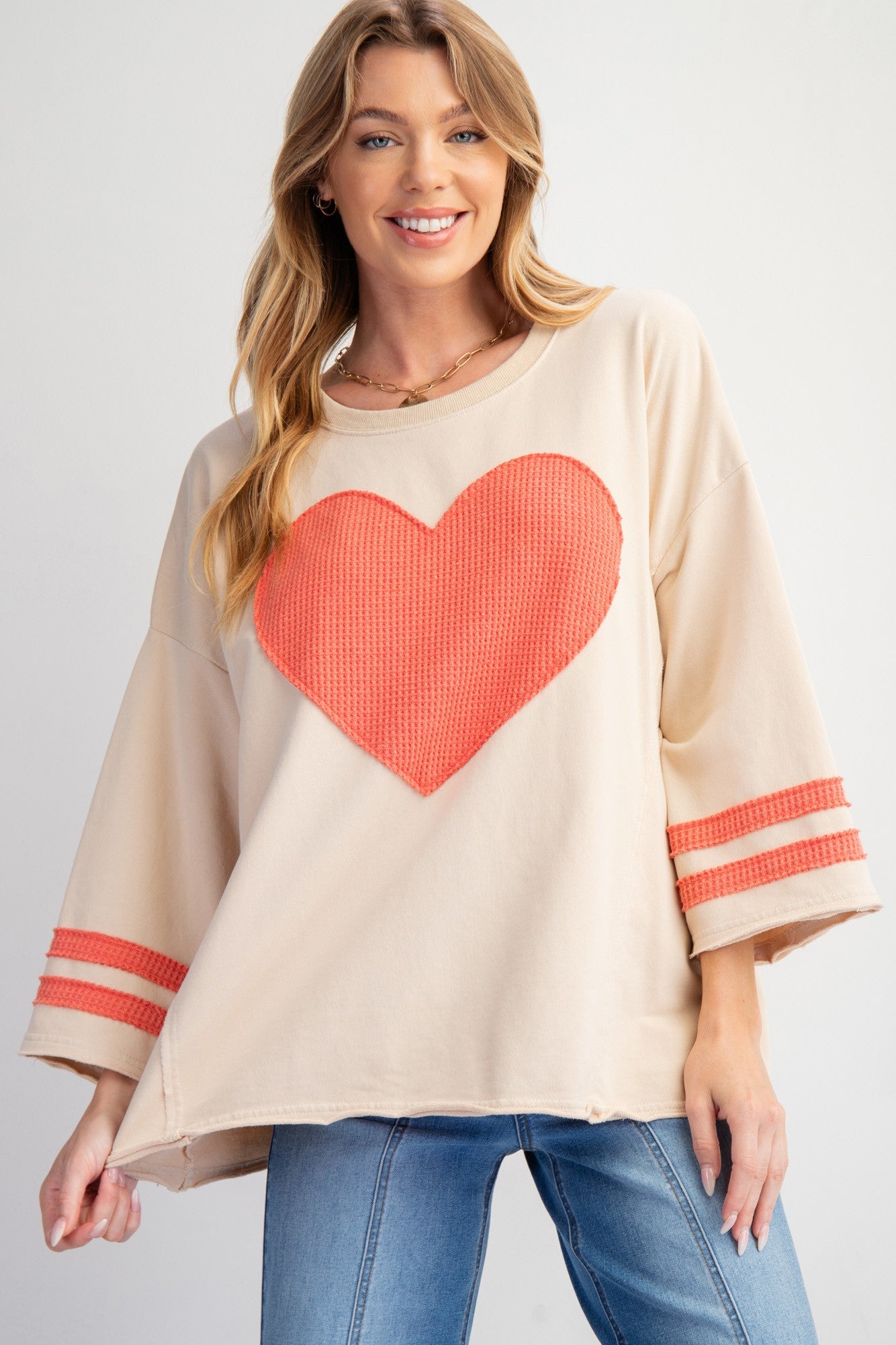 Easel 3/4 Sleeve Heart Patch Mineral Washed Pullover