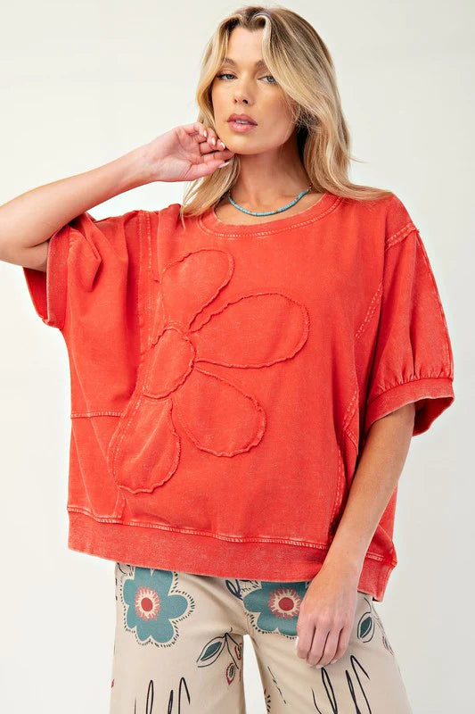 Easel Short Sleeve Daisy Patch Pullover