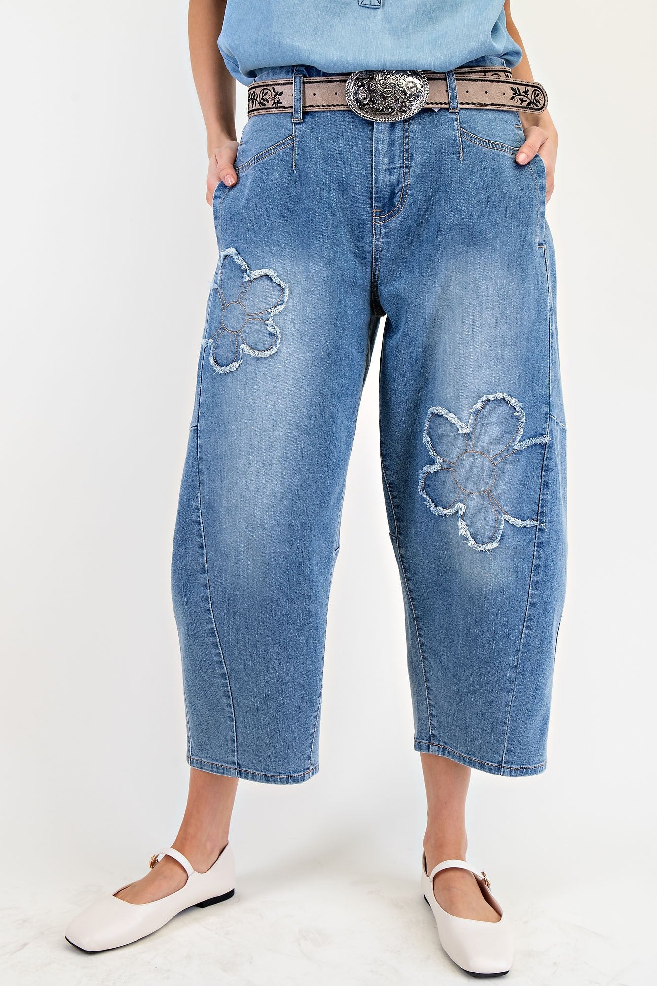 Easel Flower Patch Barrel Denim Pants