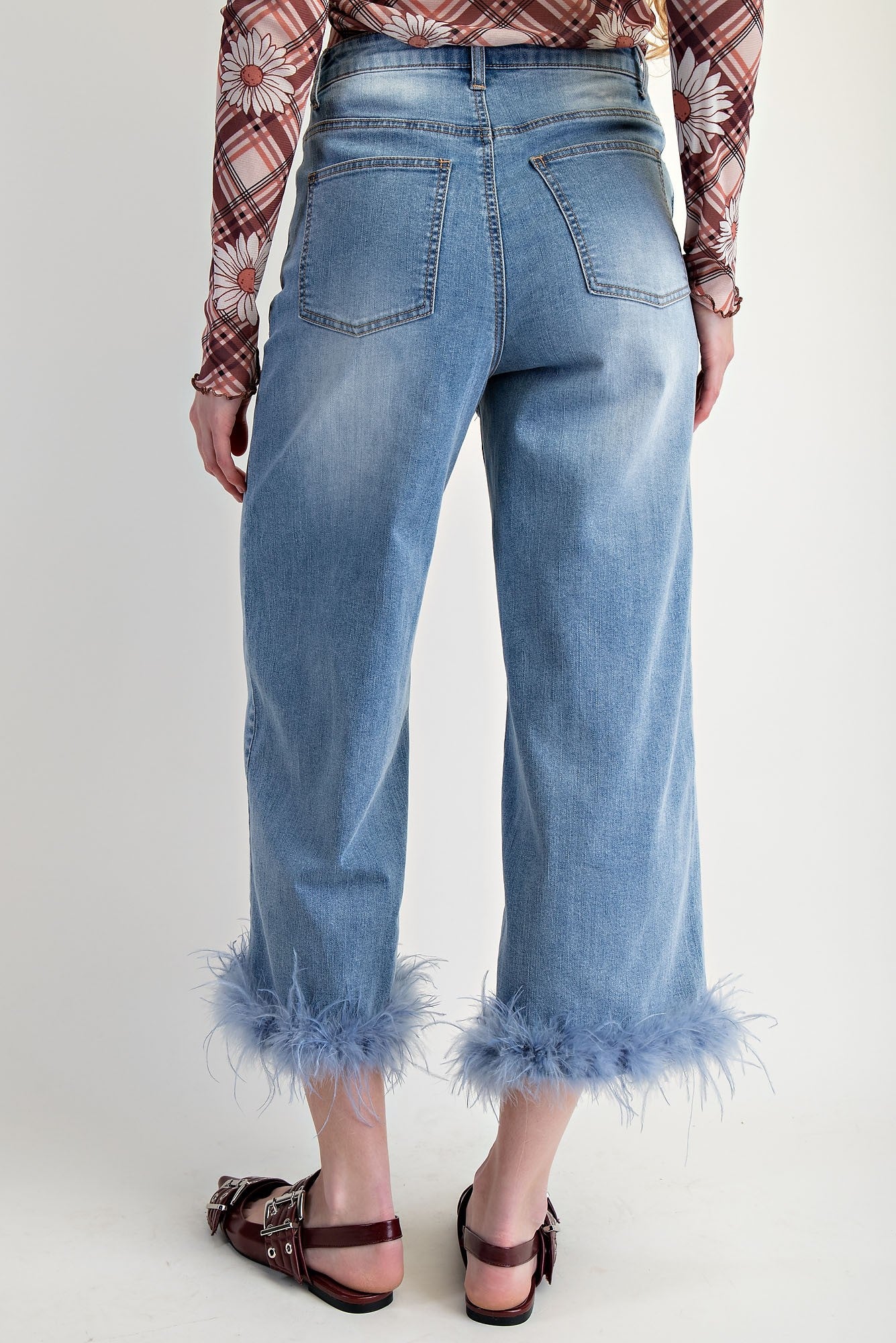 Easel Fur Bottom Hem Stretch Denim Pants