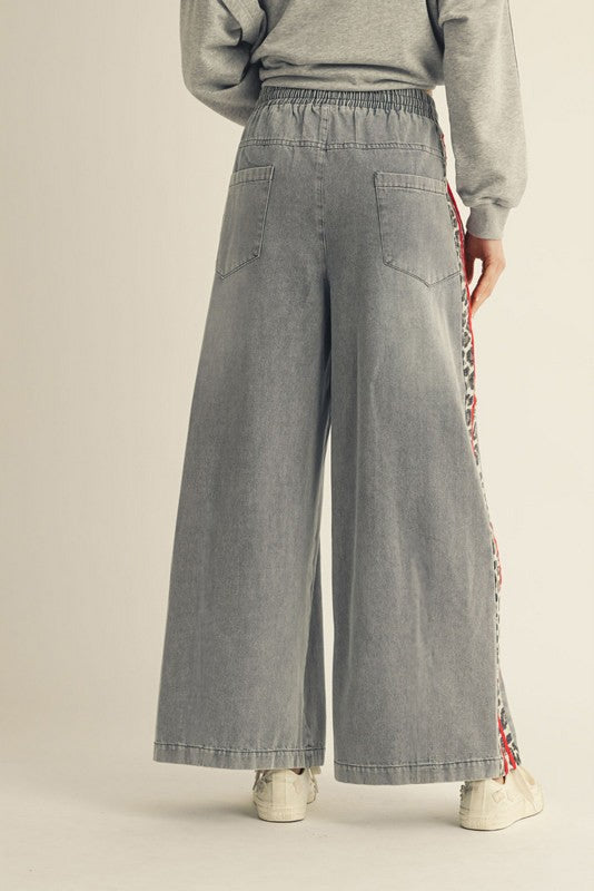 Jodifl Drawstring Wide Leg Leopard Side Denim Pants