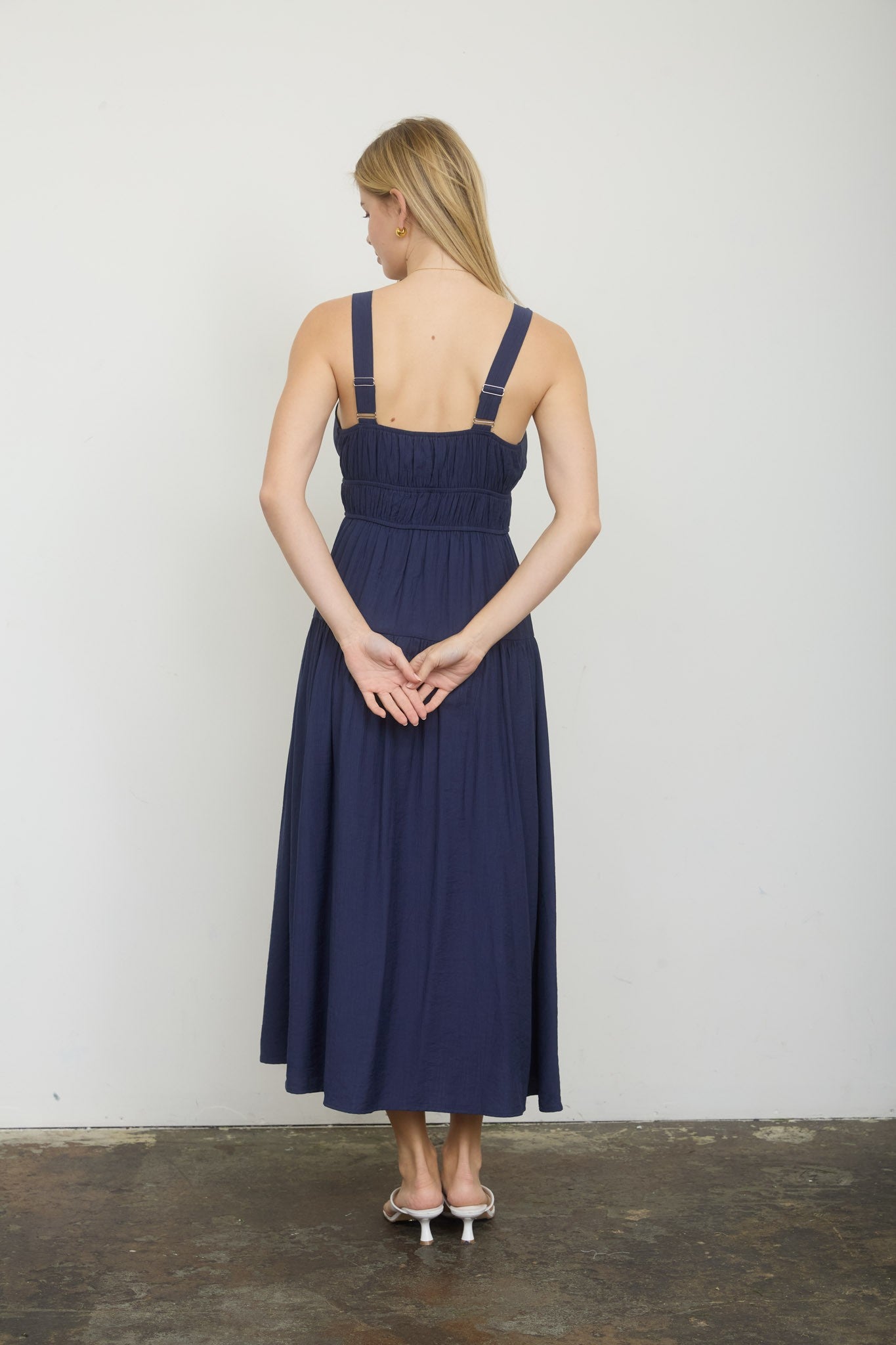 Blu Pepper Front Tie Keyhole Detail Sleeveless Midi