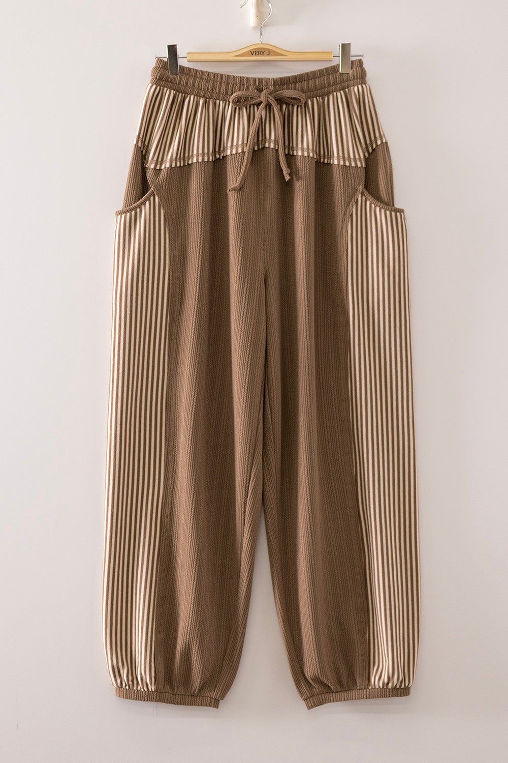 New In Contrast Stripe Jogger Pants