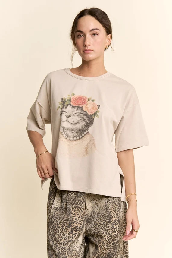 Davi & Dani Kitty Printed Top