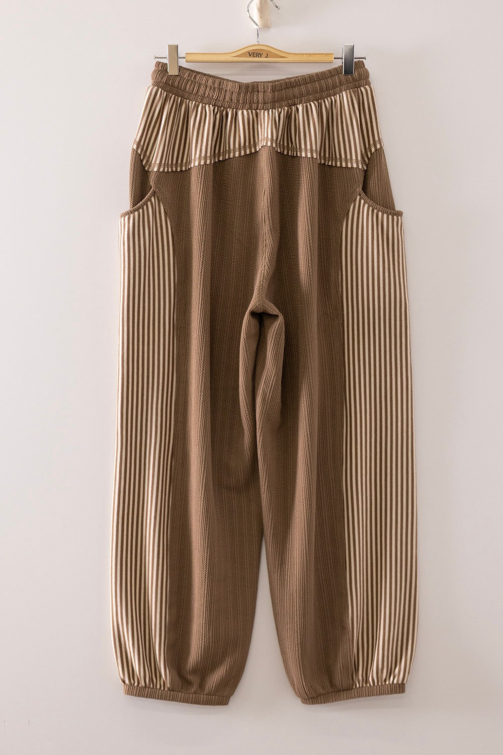New In Contrast Stripe Jogger Pants