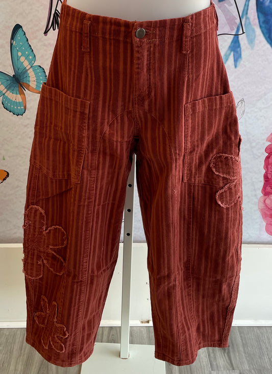 Easel Daisy Patch Corduroy Barrel Pants