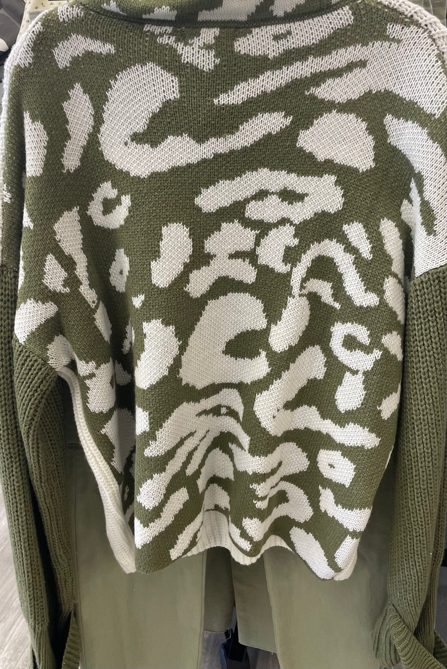 ATW Leopard Printed Color Block Turtle Neck Sweater