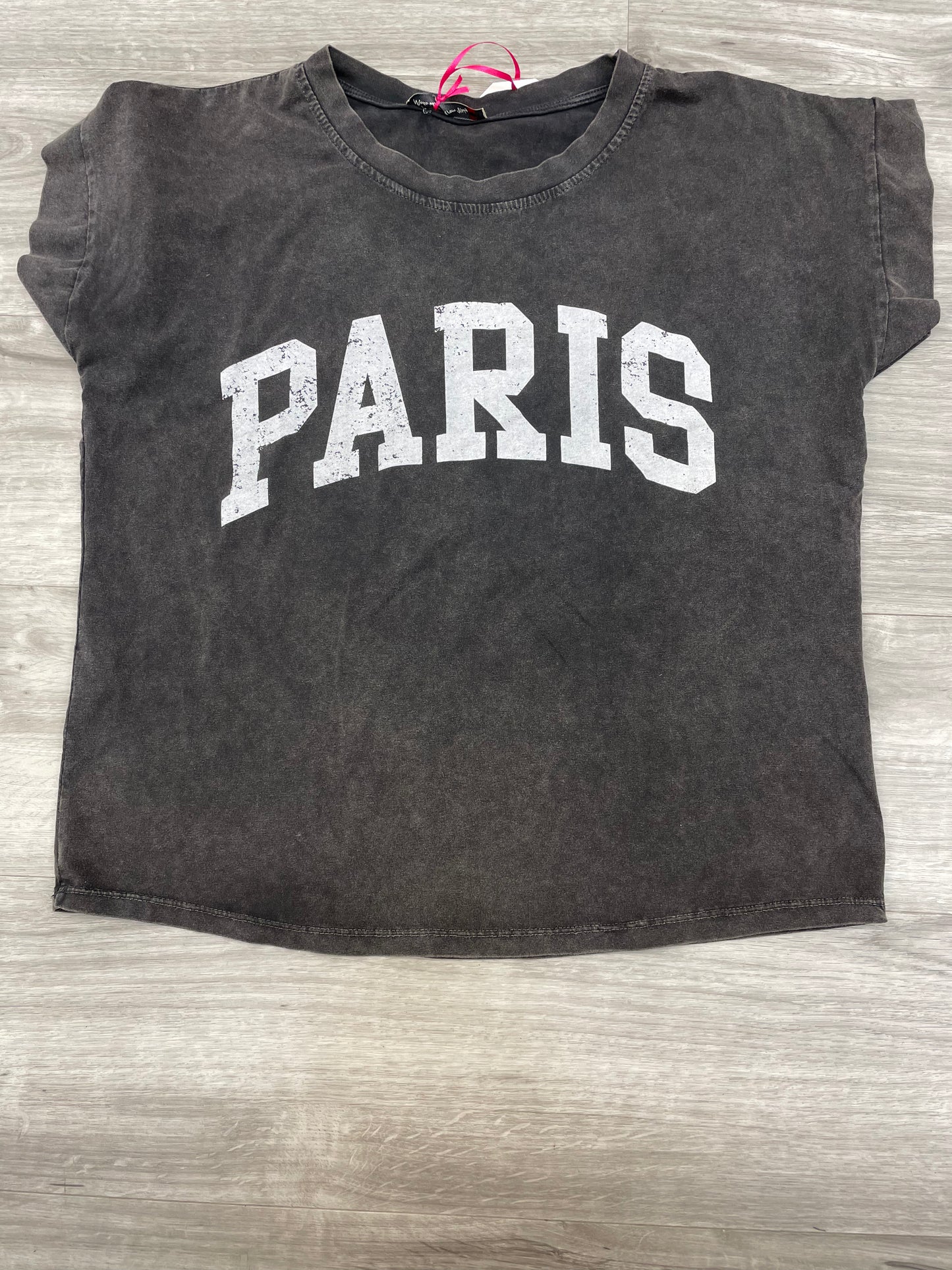 Yolly Paris Tee