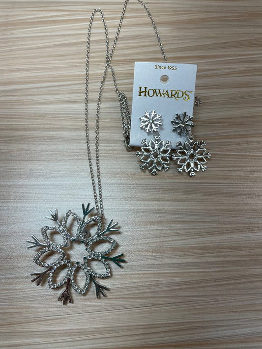 Howard's Snowflake Silver Pendant W/Earrings