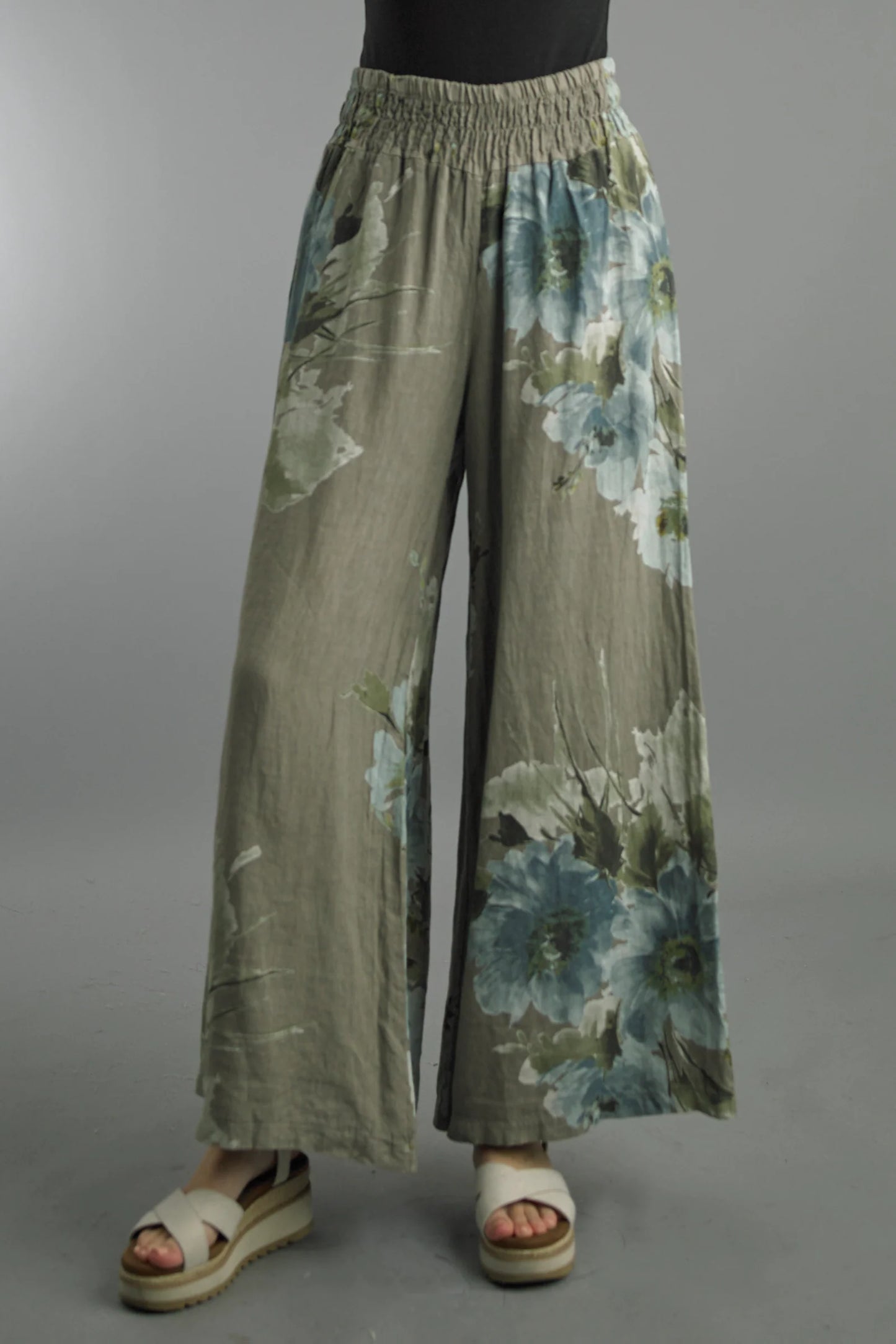 Tempo Paris Smocked Print Pants