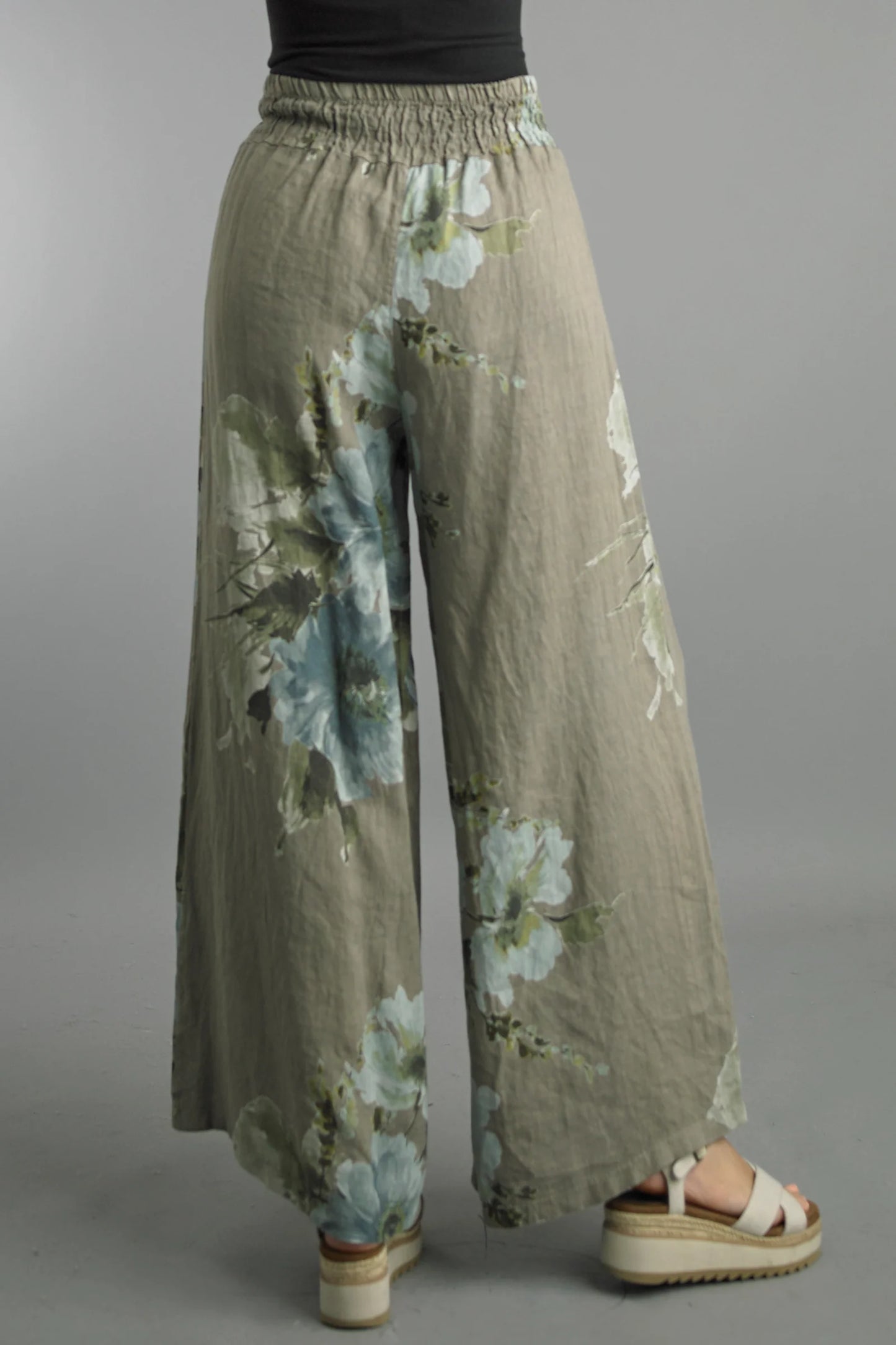 Tempo Paris Smocked Print Pants