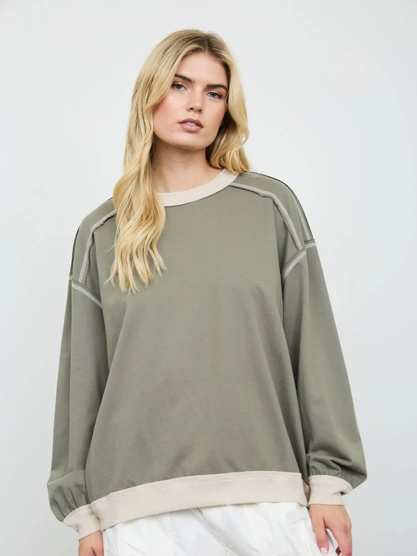 JOA Exposed Seam Contrast Trim Knit Top
