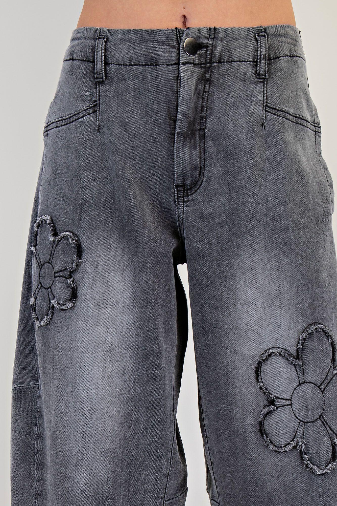 Easel Flower Patch Barrel Denim Pants