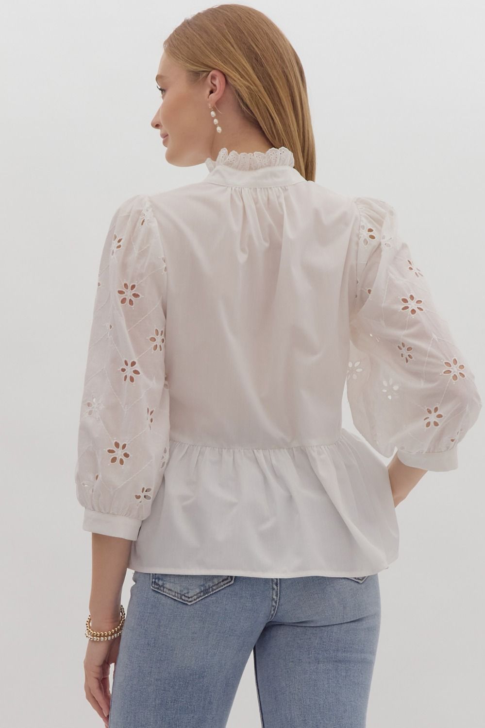 Entro Eyelet Lace 3/4 Sleeve Ruffled Top