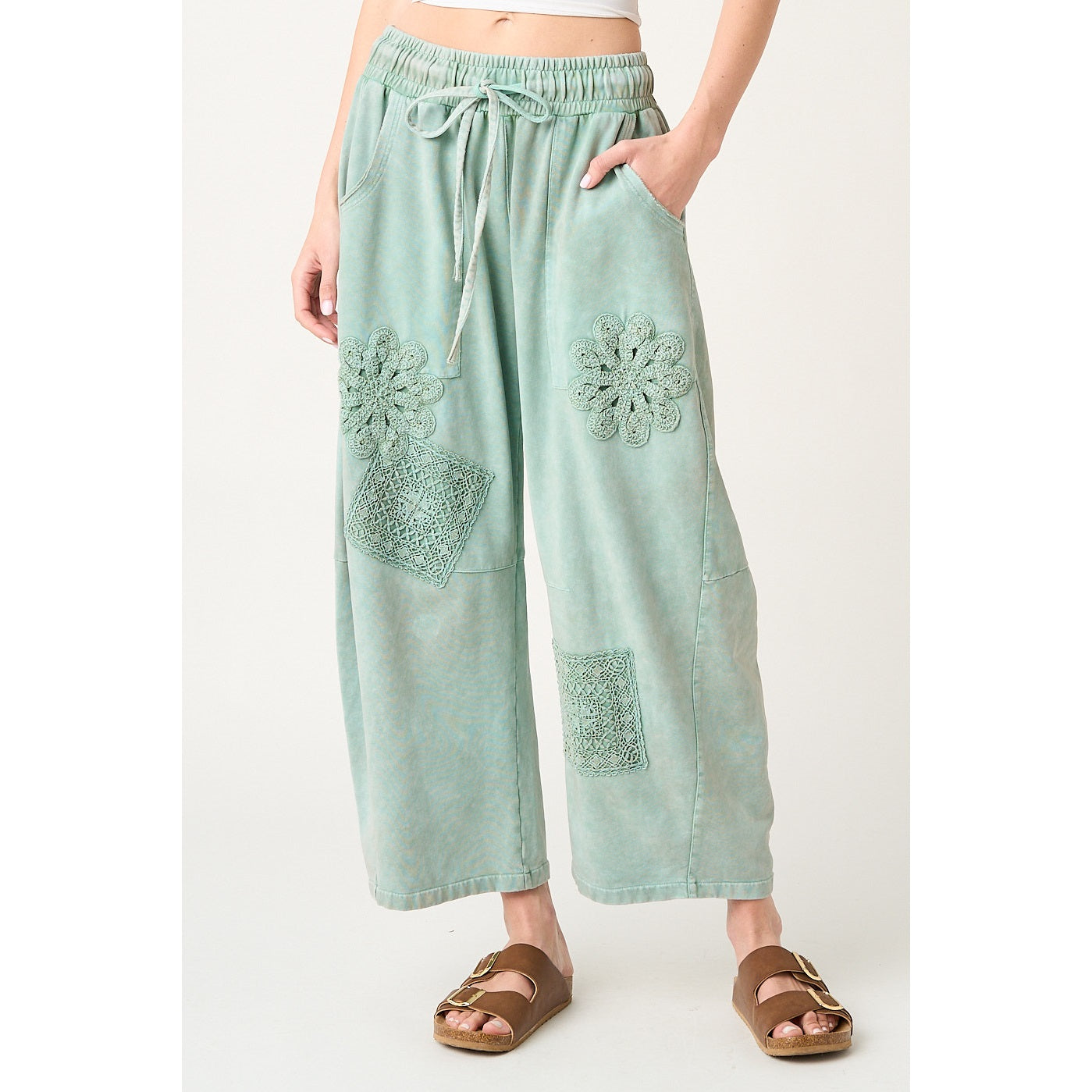 Mittoshop Mineral Wash Crochet Patch Barrel Pants