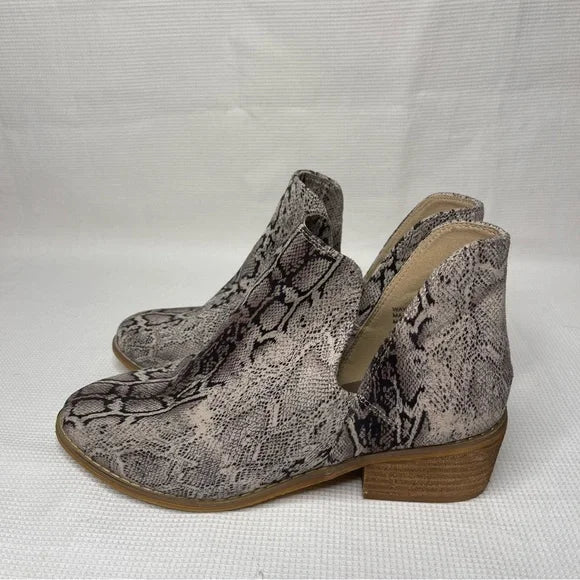 Corkys Wayland Booties