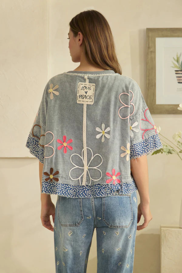 Oli & Hali Washed Floral Embroidery Top