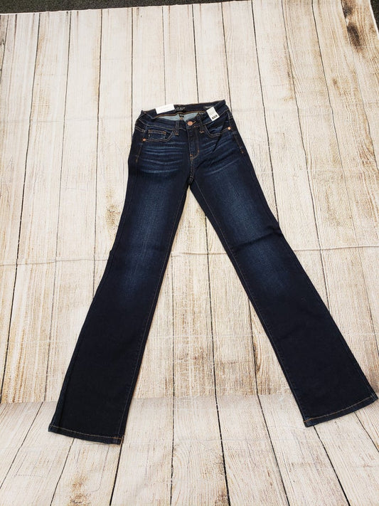 Judy Blue Dark Bootcut93% Cotton
6% Polyester
1%Spandex