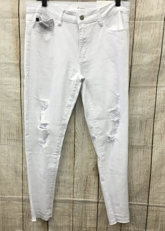 Kancan White Distressed DenimMid rise white jeans with distress up the pant legs