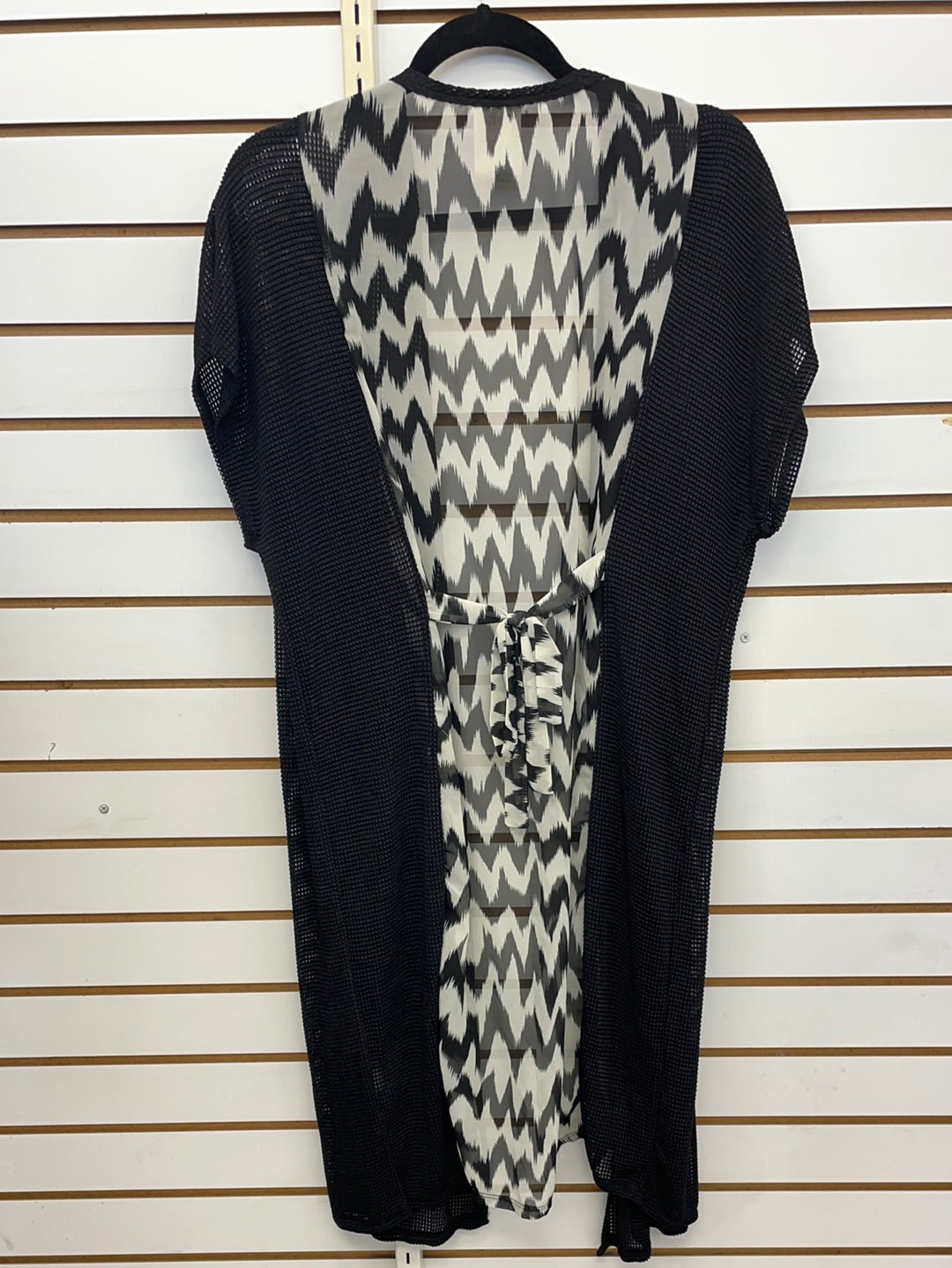 Vocal Cap Sleeve Cardigan with Chevron Back