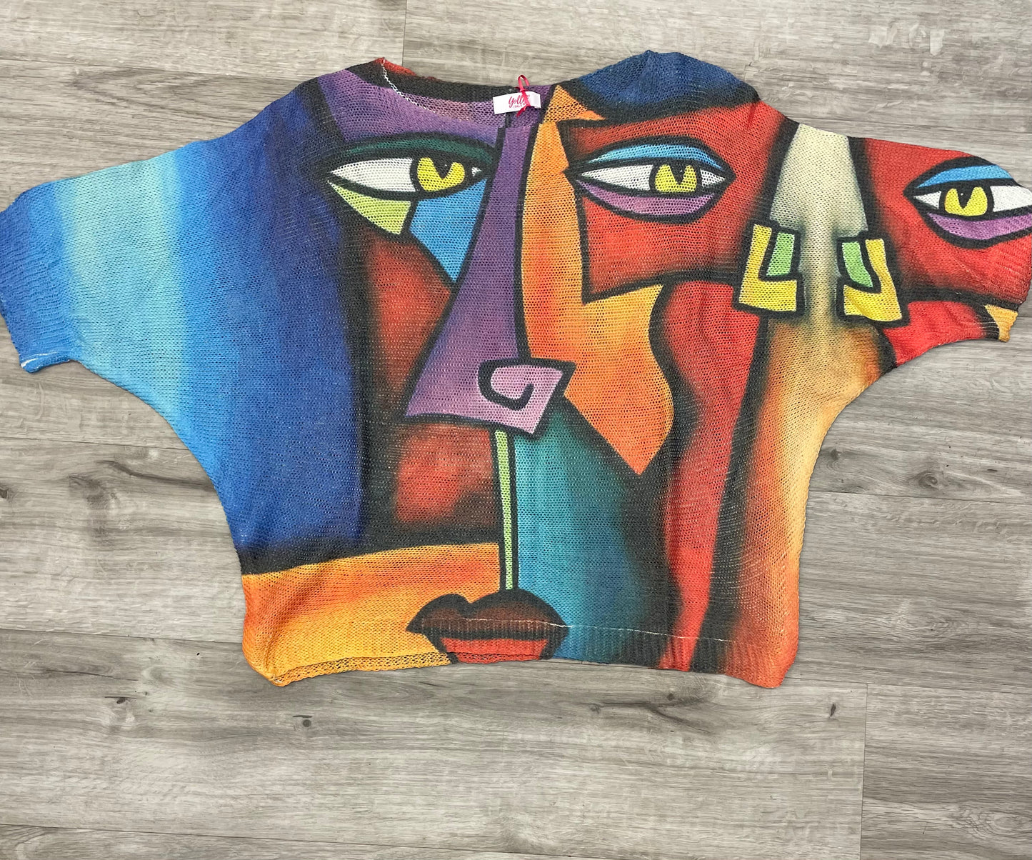 Yolly Abstract Face Lightweight Sweater Onesize