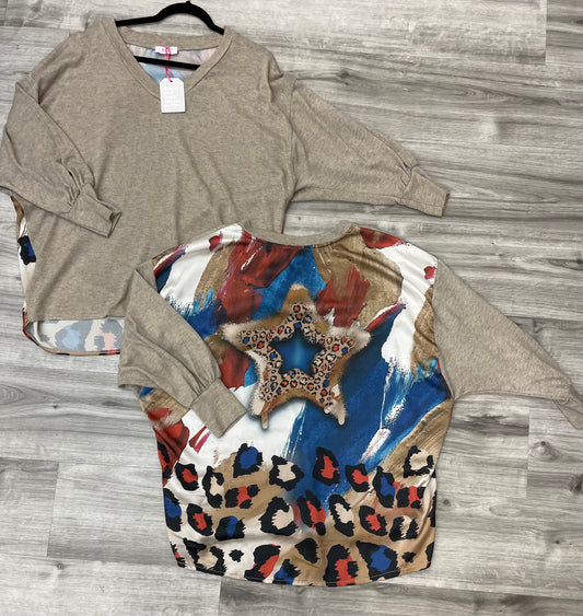 Yolly Long sleeve V-Neck Top with Star Leopard back